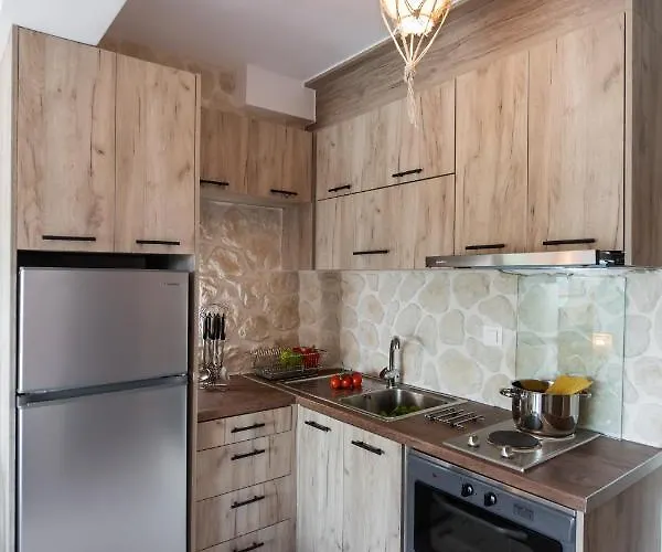 En Lefko Boutique Nikiana