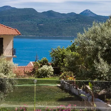 En Lefko Boutique Lägenhet *