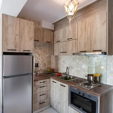 En Lefko Boutique Nikiana